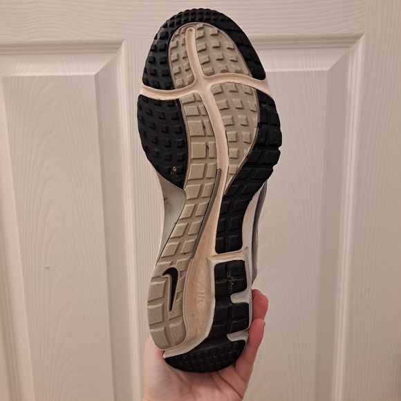 Nike Air Black White Elite Pre Game Athletic Fitness Workout Sneakers Size 10.5 - Picture 9 of 10